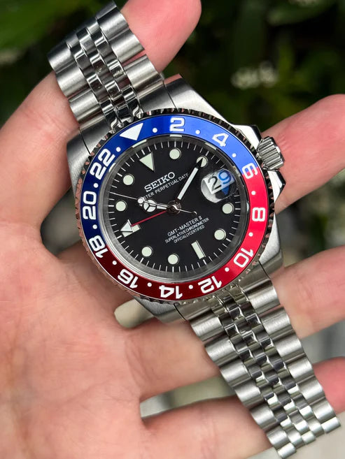 GMT Dual-Time "Pepsi" - Reloj personalizado con cristal de zafiro y acero inoxidable 316L | XP Watch Co.