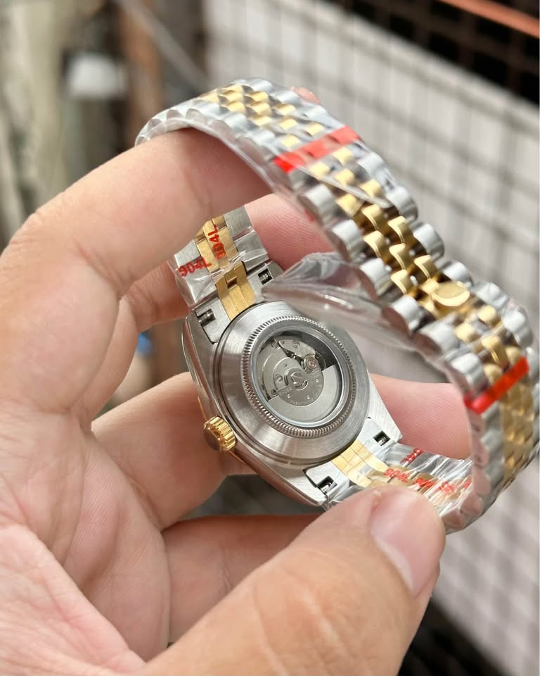 Ladyjust "Two-Tone Silver Diamond" - Reloj personalizado con movimiento automático NH35 y acero inoxidable 316L | XP Watch Co.