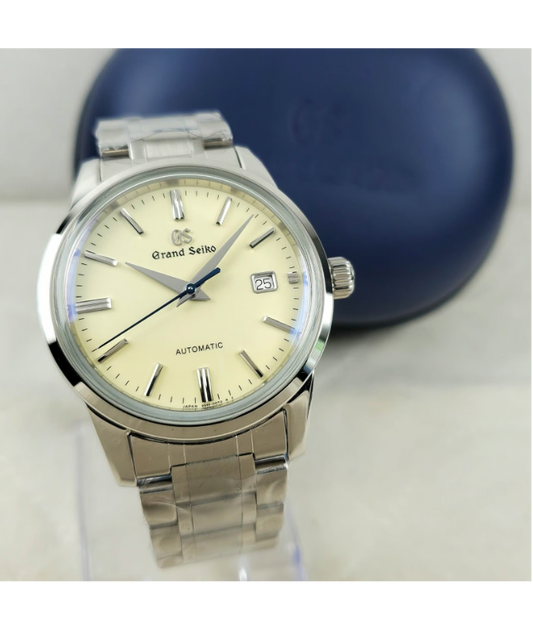 Grandko Mod 39.5mm | Champagne - Reloj personalizado con movimiento automático NH35 y cristal de zafiro | XP Watch Co.