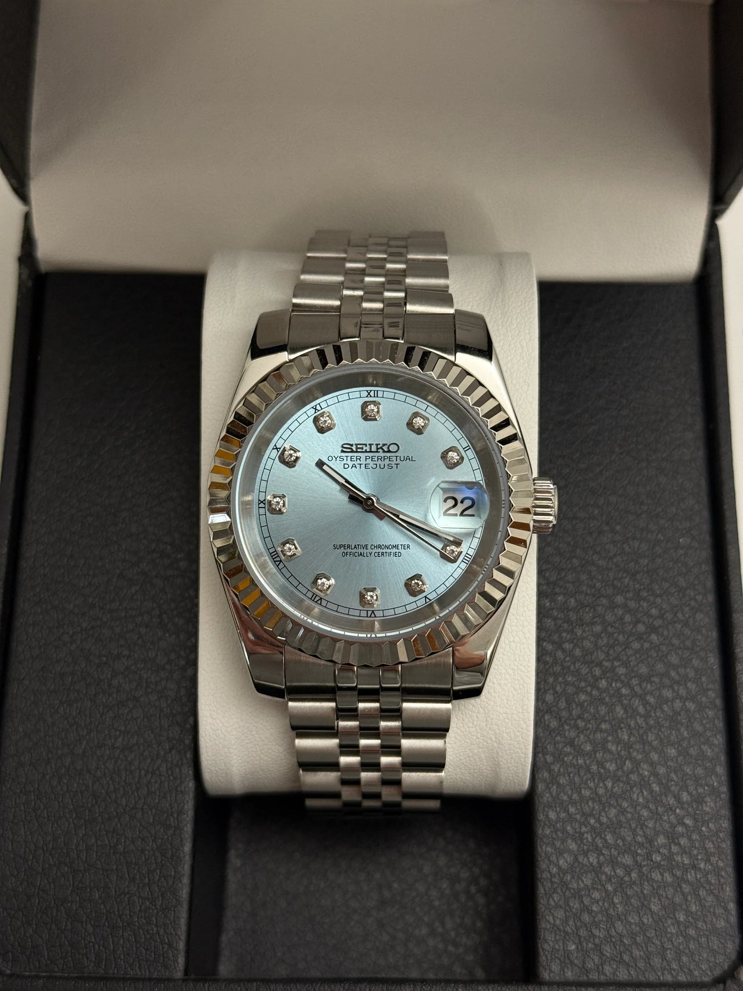 Ladyjust "Sky Blue" Diamond