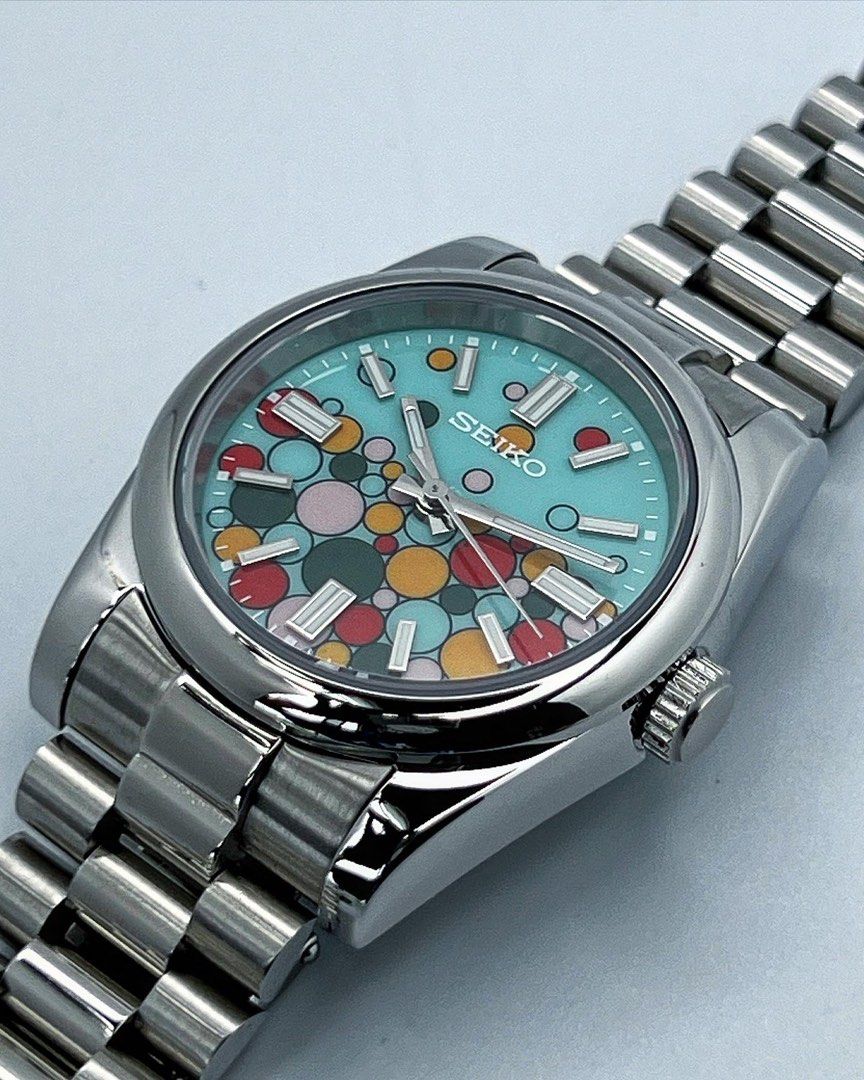 DJ-Fluted "Celebration Bubbles" (Non-Fluted Bezel) - Reloj personalizado con cristal de zafiro y acero 316L | XP Watch Co.
