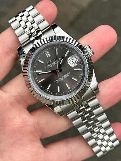 DJ-Fluted "Grey" (Rhodium) - Reloj personalizado con movimiento automático NH35 y cristal de zafiro | XP Watch Co.
