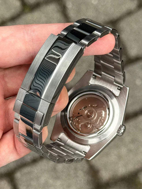 DJ-Fluted "Pink" Árabe - Reloj personalizado con movimiento automático NH35 y acero inoxidable 316L | XP Watch Co.