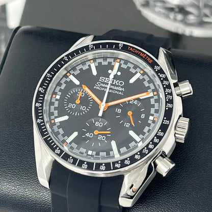 Speedy Chrono "Orange" - Reloj personalizado con cronógrafo VK63 y cristal de zafiro | XP Watch Co.