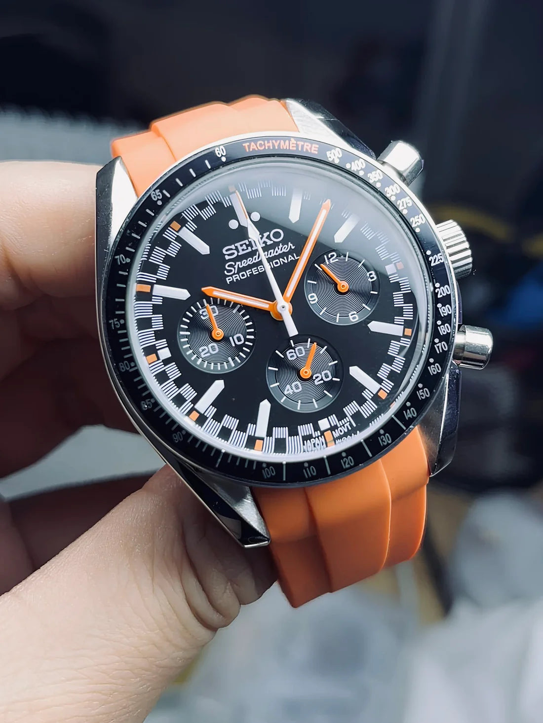 Speedy Chrono "Orange" - Reloj personalizado con cristal de zafiro y cronógrafo VK63 | XP Watch Co.