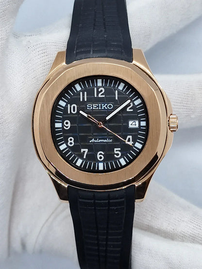 Aqua-Tropic Mod "Rose Gold Black" - Reloj personalizado con cristal de zafiro y movimiento automático NH35 | XP Watch Co.