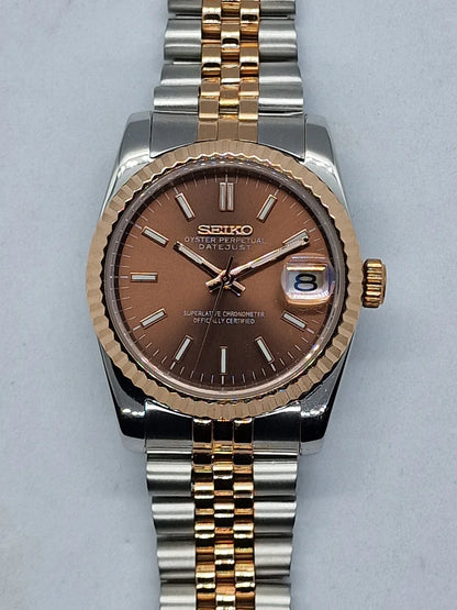 DJ-Fluted "Two Tone Rose Gold W/Brown" - Reloj personalizado con cristal de zafiro y acero 316L | XP Watch Co.