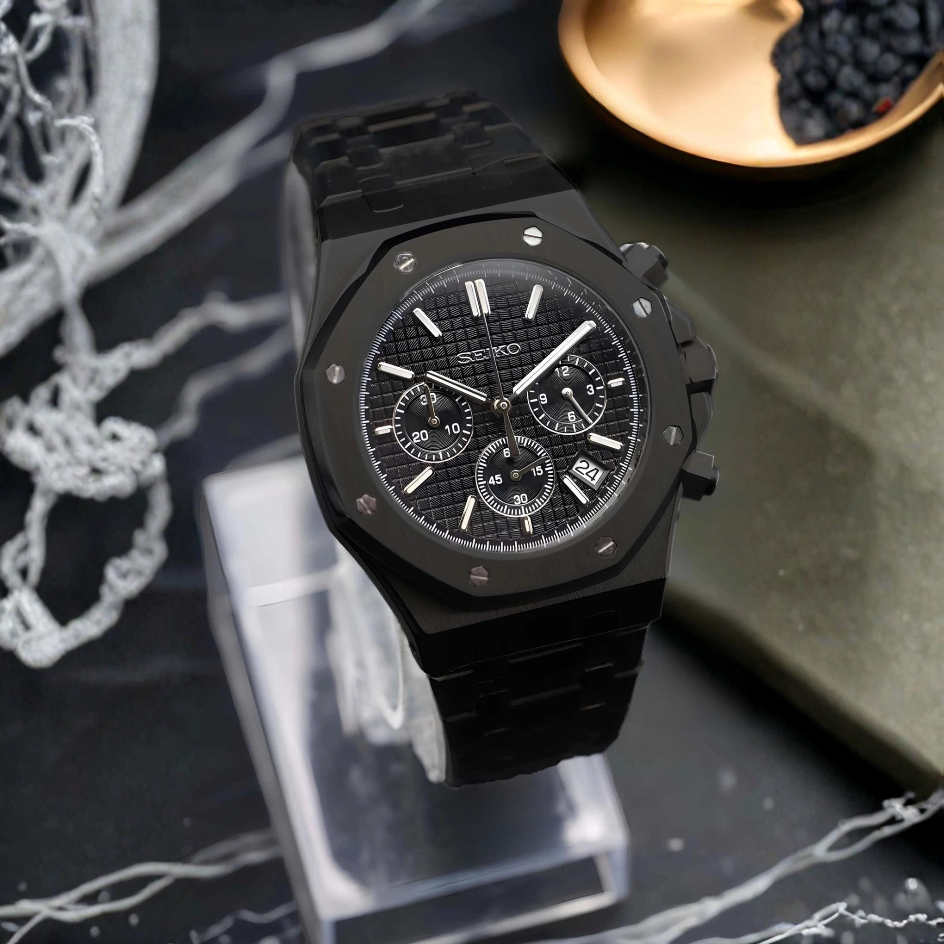 ROAK Chronograph "Black Panther" - Reloj personalizado con cronógrafo VK63 y cristal de zafiro | XP Watch Co.