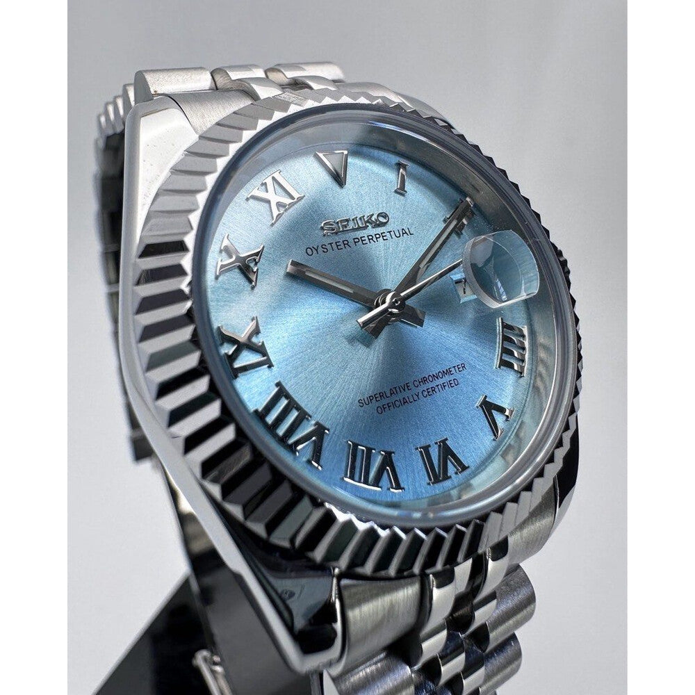 DJ-Fluted "Ice Blue Roman" - Reloj personalizado con cristal de zafiro y acero inoxidable 316L | XP Watch Co.