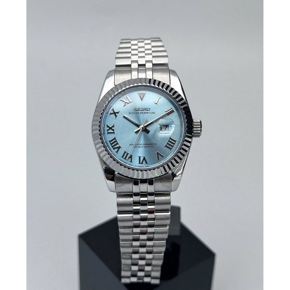 DJ-Fluted "Ice Blue Roman" - Reloj personalizado con cristal de zafiro y acero inoxidable 316L | XP Watch Co.