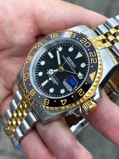 GMT Dual-Time Dual-Time "Two-tone Gold Black" - Reloj personalizado con cristal de zafiro | XP Watch Co.