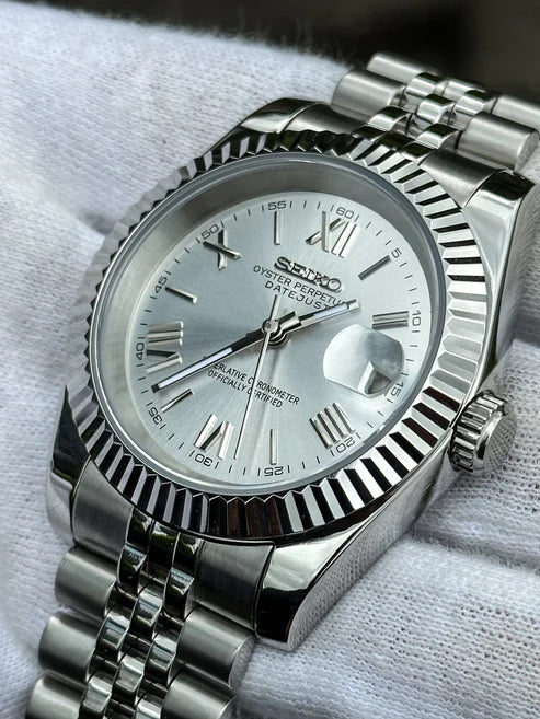 DJ-Fluted "Grey Roman" - Reloj personalizado con cristal de zafiro y acero inoxidable 316L | XP Watch Co.