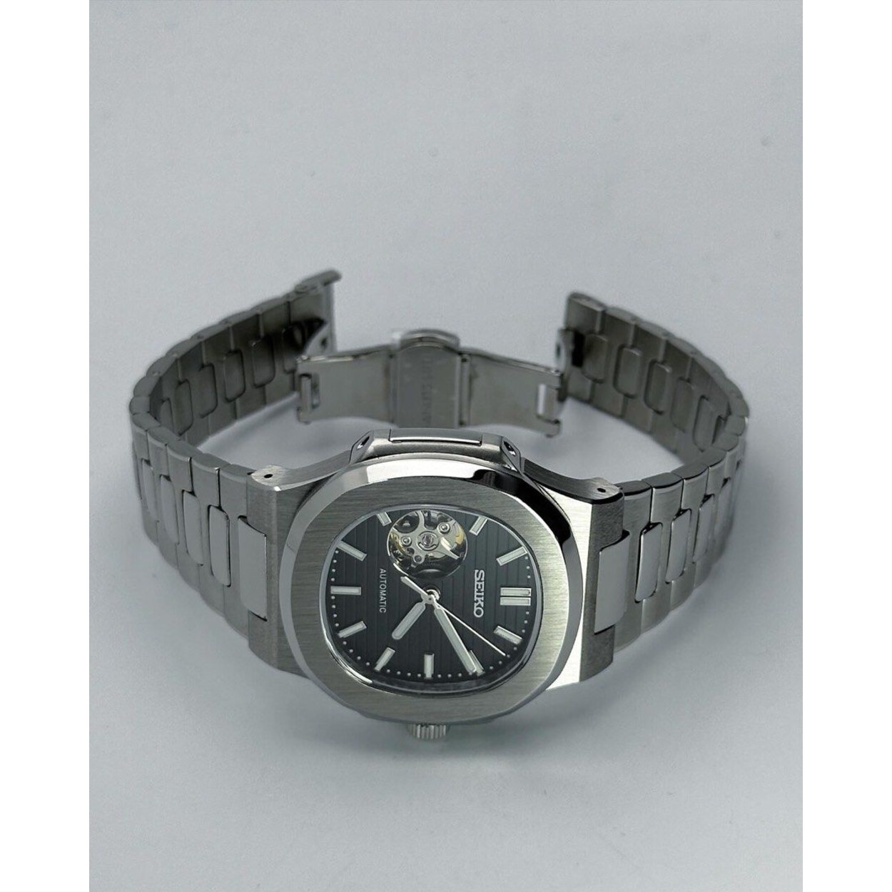 Nautic "Open Heart" Black - Reloj personalizado con movimiento automático NH35 y acero inoxidable 316L | XP Watch Co.