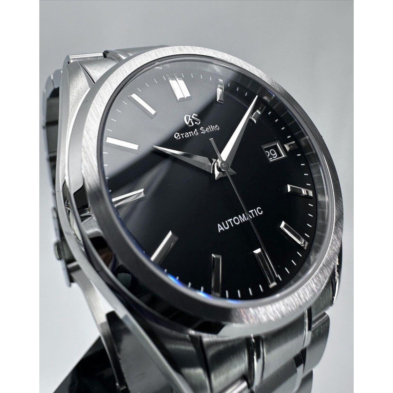 Grandko Mod 39.5mm | Deep Black - Reloj personalizado con cristal de zafiro y acero inoxidable 316L | XP Watch Co.