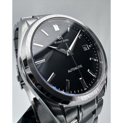 Grandko Mod 39.5mm | Deep Black - Reloj personalizado con cristal de zafiro y acero inoxidable 316L | XP Watch Co.