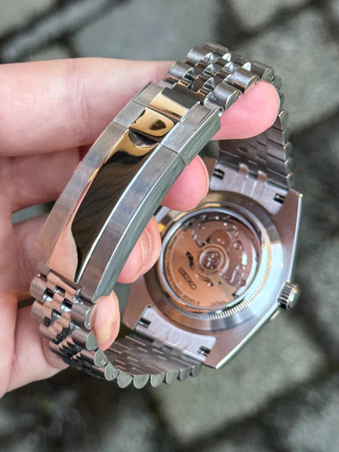 Sky-Dweller "Silver Dial" - Reloj personalizado con movimiento automático NH35 y acero inoxidable 316L | XP Watch Co.