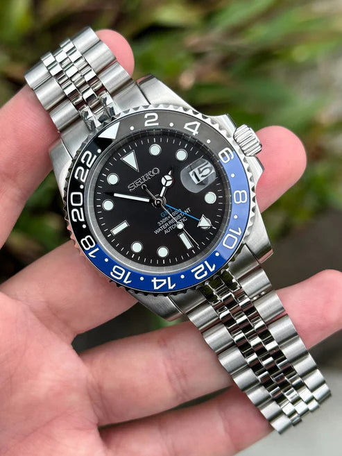 GMT Dual-Time Dual-Time "Bat Girl" - Reloj personalizado con cristal de zafiro y acero inoxidable 316L | XP Watch Co.