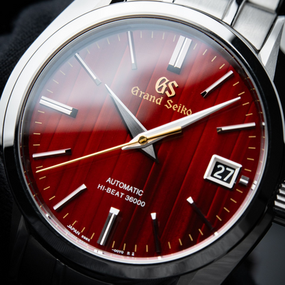 Reloj Grandko Mod 39.5mm | Deep Burgundy Texture - Reloj personalizado con cristal de zafiro y acero inoxidable 316L | XP Watch Co.