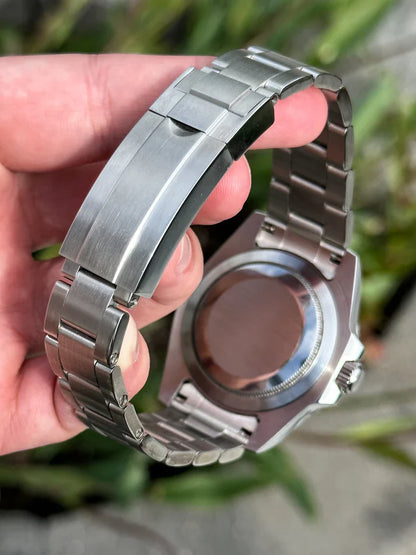 Sub-Diver "Rainbow" con caja y brazalete de acero 316L, movimiento NH35 y cristal zafiro | XP Watch Co.