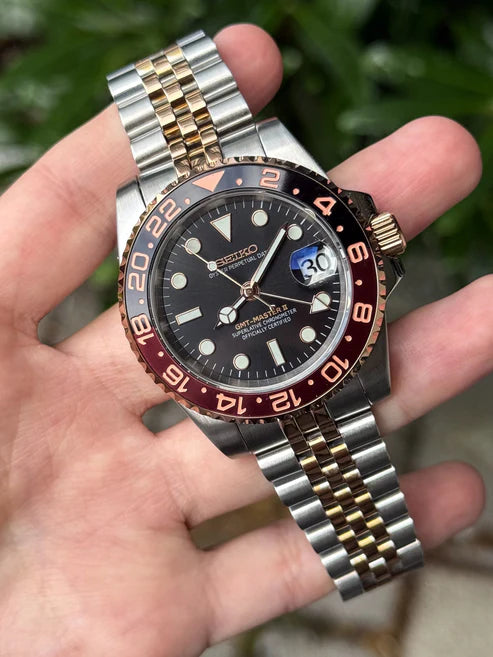 GMT Dual-Time Dual-Time "Two-tone Coke" (Rootbeer) - Reloj personalizado con cristal de zafiro y acero inoxidable 316L | XP Watch Co.