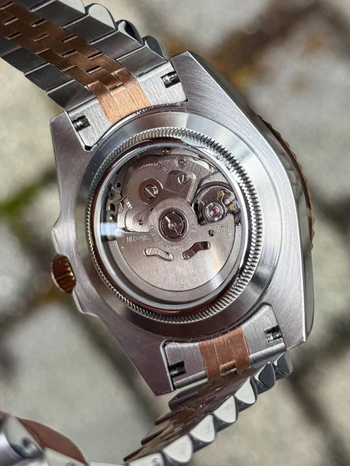 GMT Dual-Time Dual-Time "Two-tone Coke" (Rootbeer) - Reloj personalizado con movimiento automático NH35 y acero inoxidable 316L | XP Watch Co.