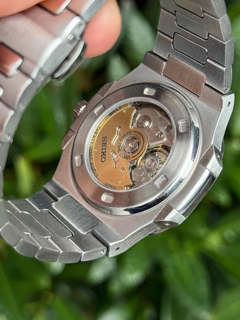 Nautic "Open Heart" Chocolate - Reloj personalizado con movimiento automático NH35 y cristal de zafiro | XP Watch Co.