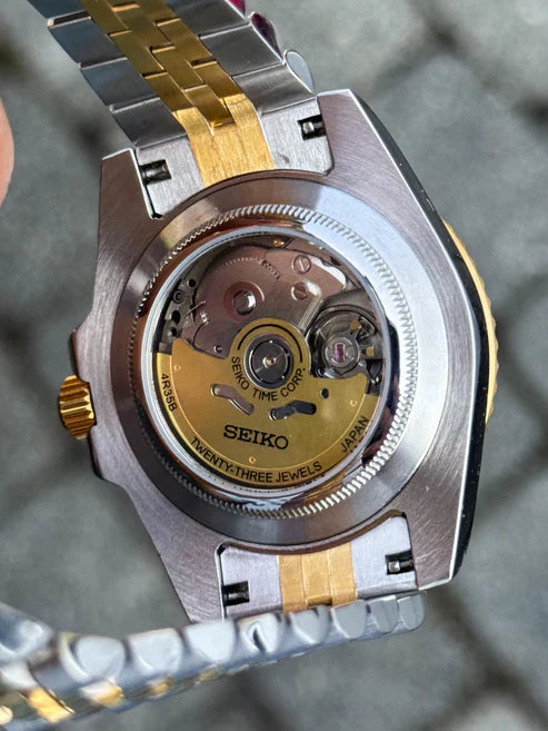 GMT Dual-Time Dual-Time "Two-tone Gold Black" - Reloj personalizado con movimiento automático NH35 y cristal de zafiro | XP Watch Co.