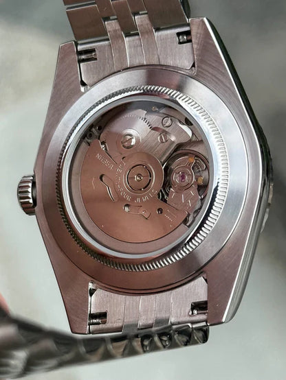 DJ-Fluted "Black" (Non-Fluted Bezel) - Reloj personalizado con movimiento automático NH35 y acero inoxidable 316L | XP Watch Co.