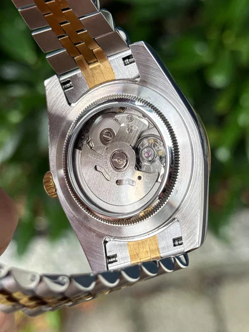 Sky-Dweller | Two Tone Gold "Blanco" con movimiento NH35, acero 316L y cristal zafiro | XP Watch Co.
