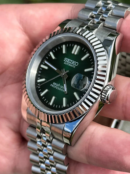 DJ-Fluted "Green" - Reloj personalizado con cristal de zafiro y acero inoxidable 316L | XP Watch Co.