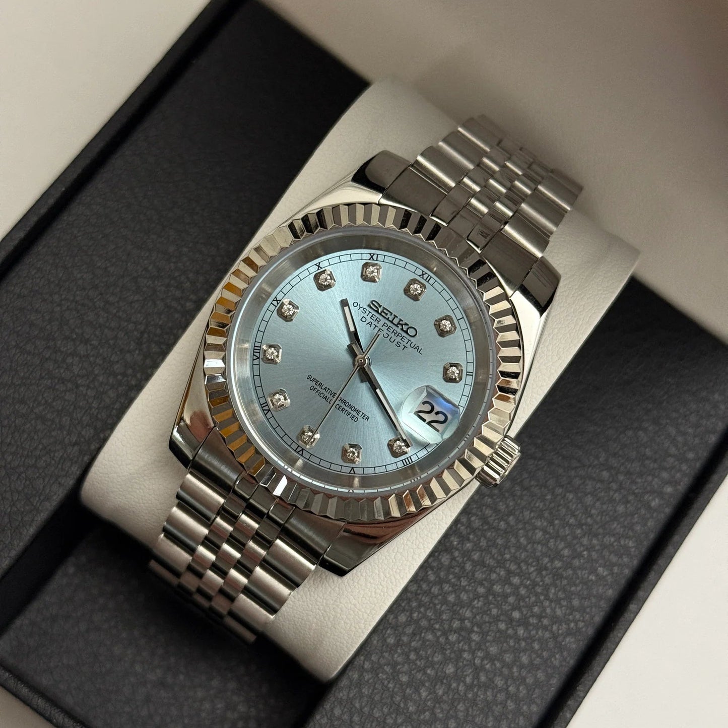 Ladyjust "Sky Blue" Diamond