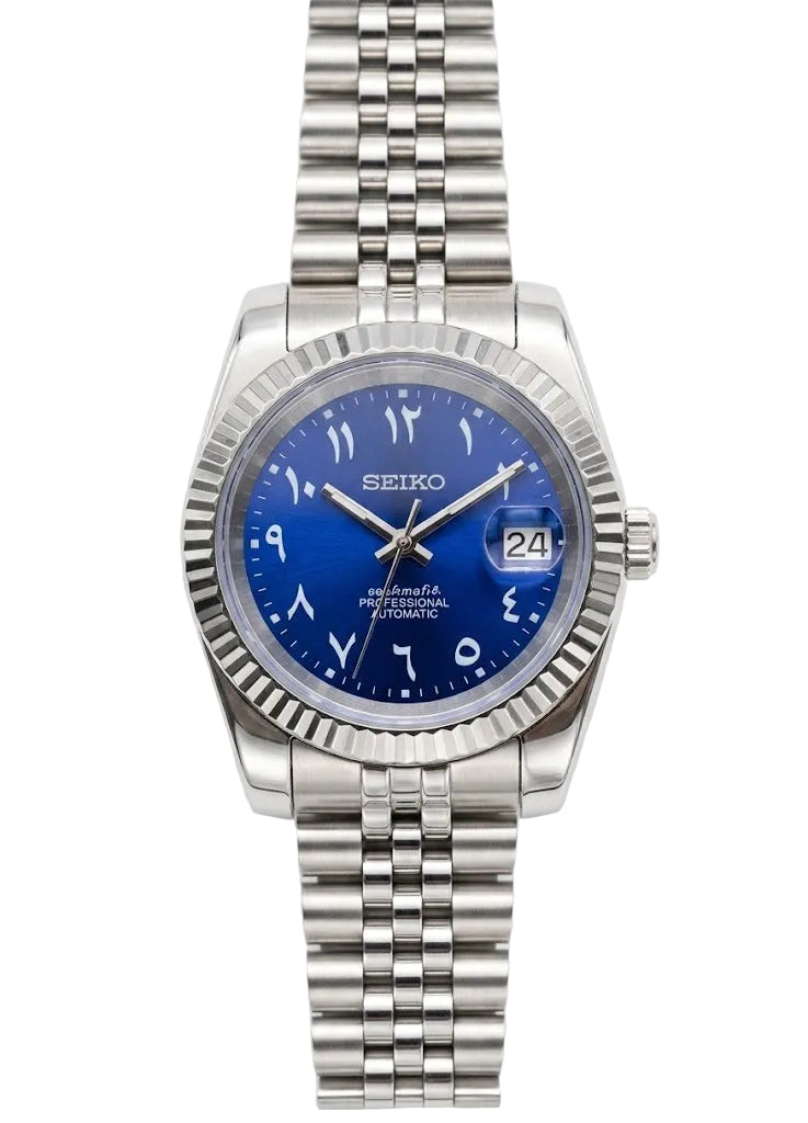 DJ-Fluted "Vivid Blue" Árabe - Reloj personalizado con movimiento automático NH35 y acero inoxidable 316L | XP Watch Co.