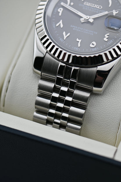 DJ-Fluted Mod "Grey Rhodium" Árabe - Reloj personalizado con cristal de zafiro y acero inoxidable 316L | XP Watch Co.