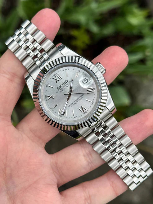 DJ-Fluted "Grey Roman" - Reloj personalizado con movimiento automático NH35 y cristal de zafiro | XP Watch Co.