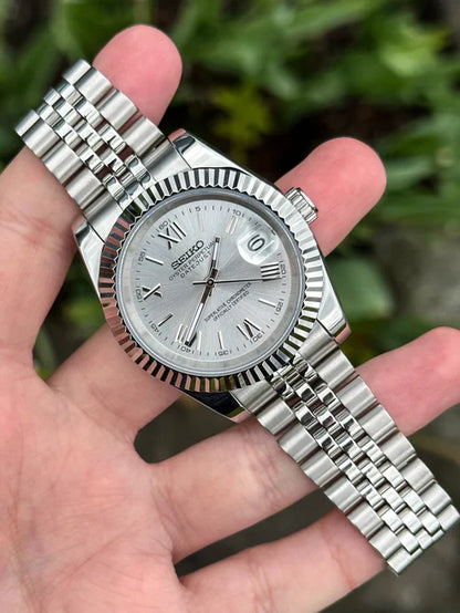 DJ-Fluted "Grey Roman" - Reloj personalizado con movimiento automático NH35 y cristal de zafiro | XP Watch Co.