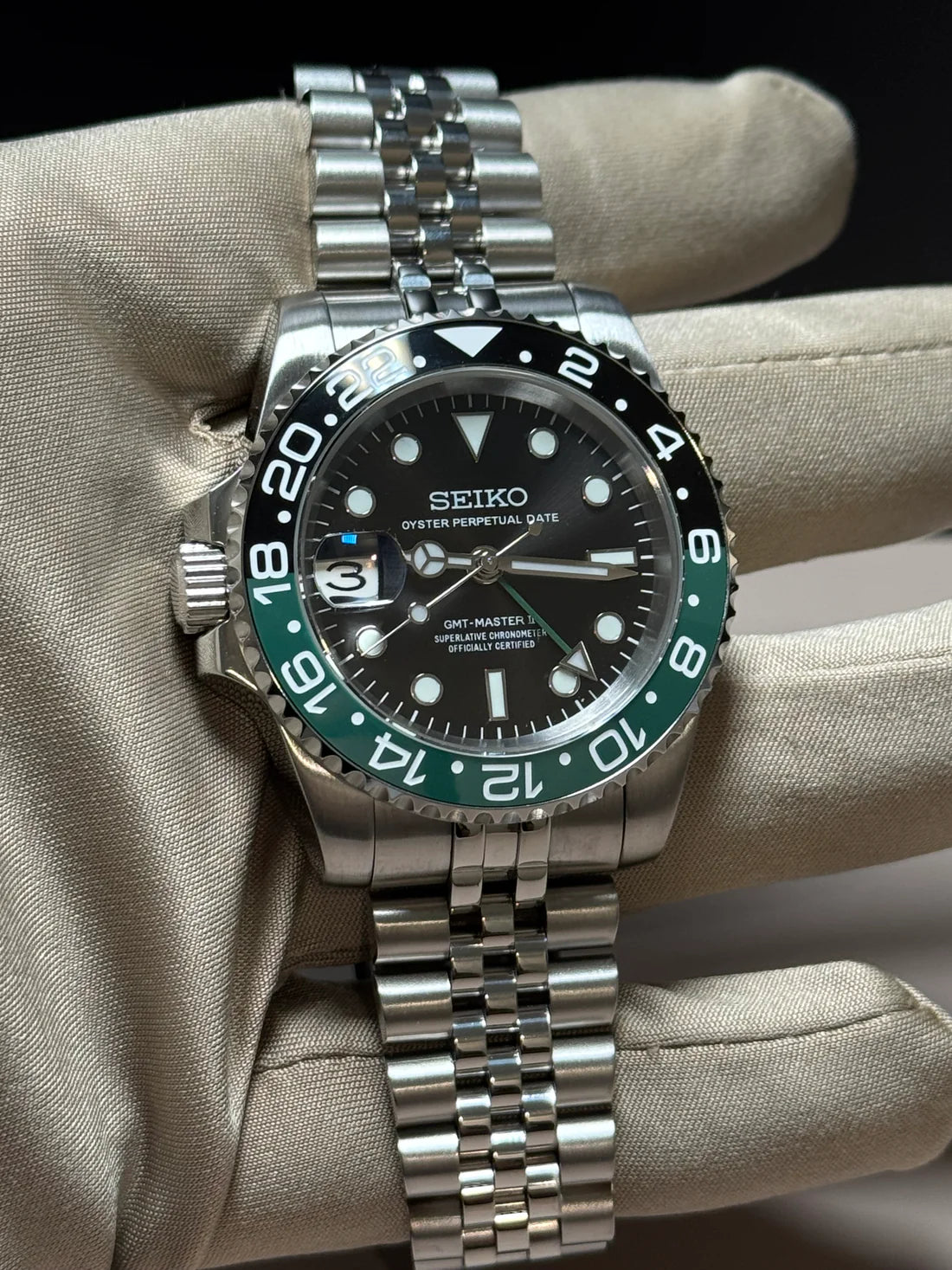 GMT Dual-Time"Sprite" - Reloj personalizado con cristal de zafiro y acero inoxidable 316L | XP Watch Co.