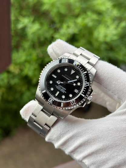 Sub-Diver "Black Watch" - Reloj personalizado con cristal de zafiro | XP Watch Co.