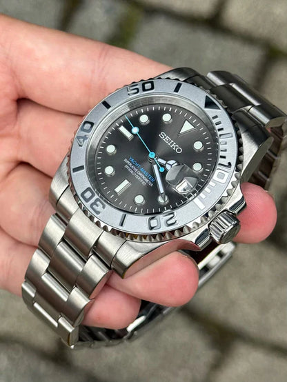 Yacht Master "Grey" (Rhodium) - Reloj personalizado con cristal de zafiro y acero inoxidable 316L | XP Watch Co.