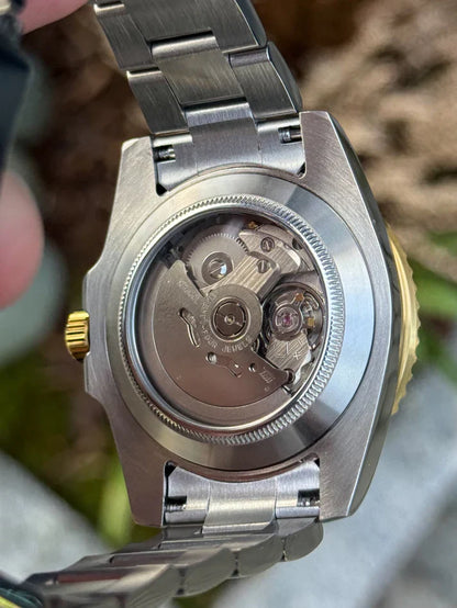 Sub-Diver "Two Tone Blue" con movimiento NH35 automático vista trasera acero 316L cristal zafiro XP Watch Co.