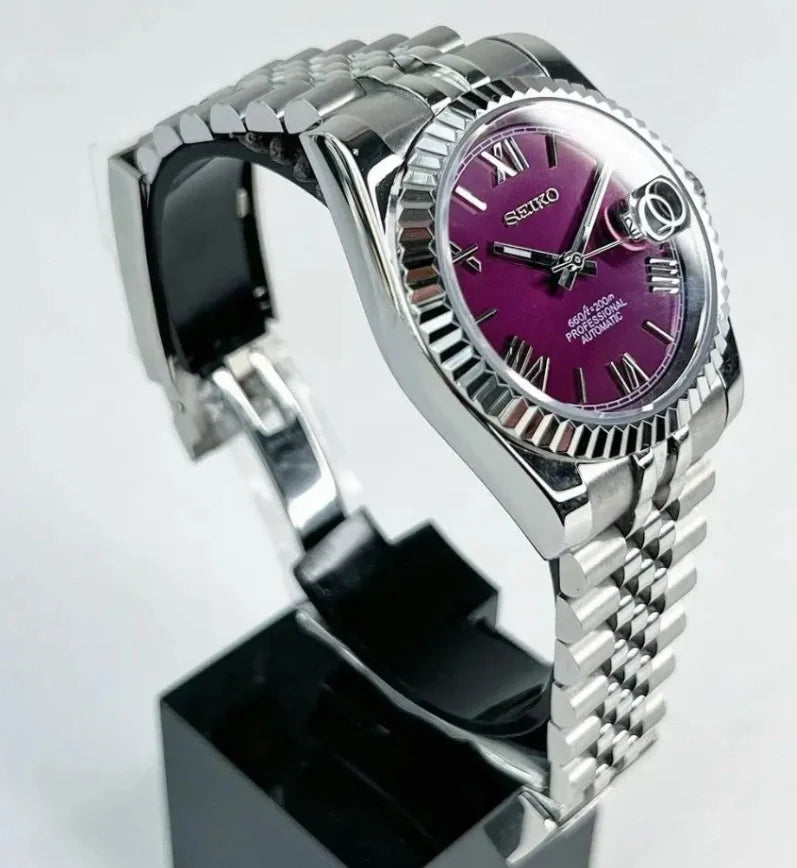 DJ-Fluted "Violet Purple" Roman - Reloj personalizado con cristal de zafiro y acero inoxidable 316L | XP Watch Co.