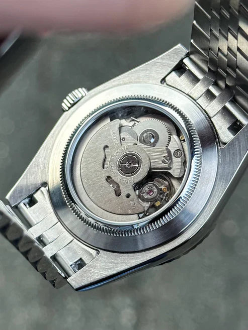 DJ-Fluted "Blue" - Reloj personalizado con movimiento automático NH35 y acero inoxidable 316L | XP Watch Co.