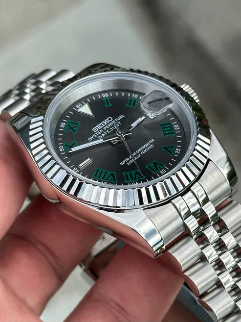 DJ-Fluted "Grey/Green Roman" (Wimbledon") - Reloj personalizado con cristal de zafiro y movimiento NH35 | XP Watch Co.