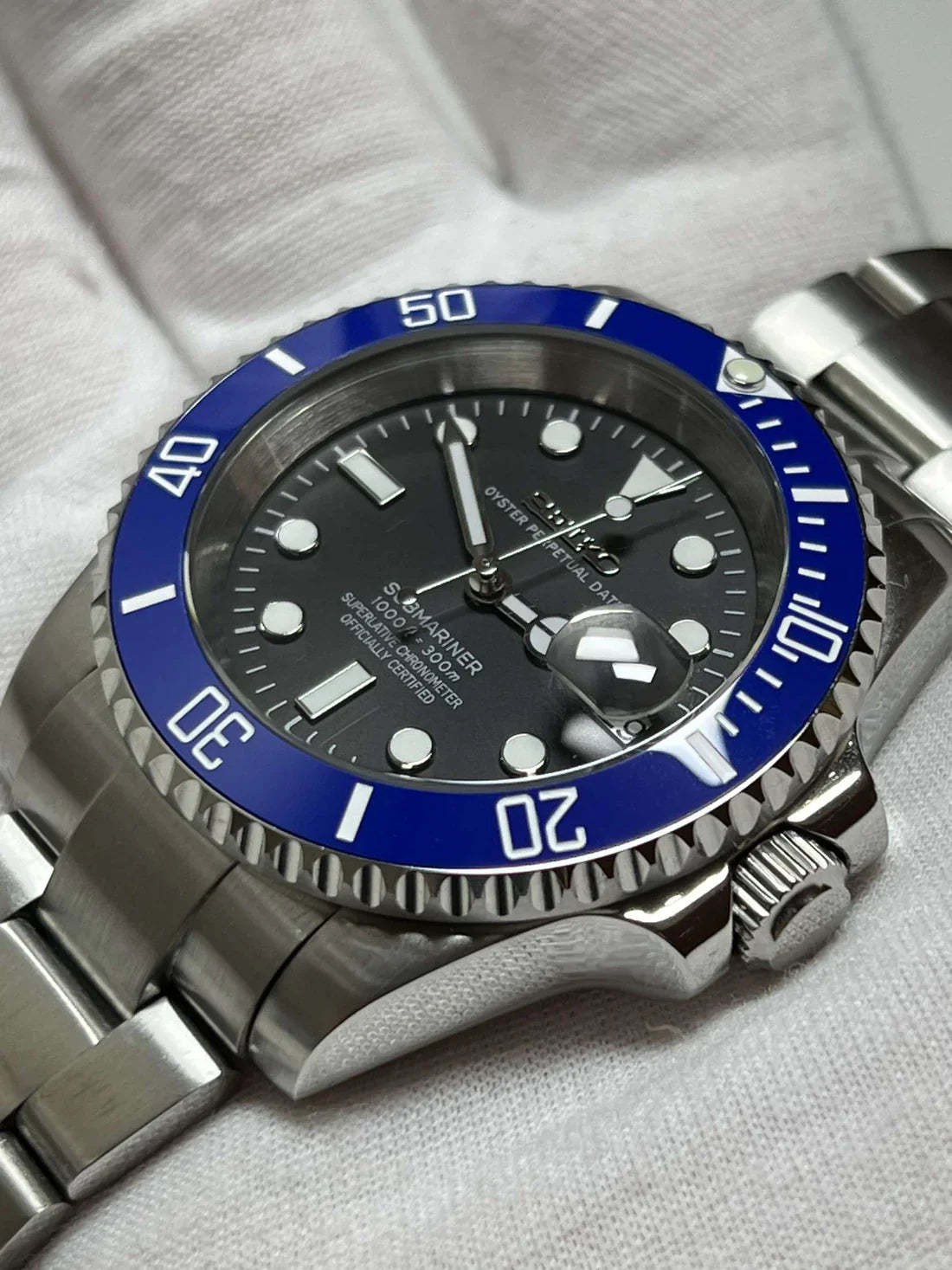 Sub-Diver "Blue Black" (Cookie Monster) con cristal zafiro, acero 316L, movimiento NH35 | XP Watch Co.