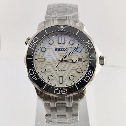 Mod Seamaster Diver White - Bond 007 - Reloj personalizado con cristal de zafiro y acero inoxidable 316L | XP Watch Co.