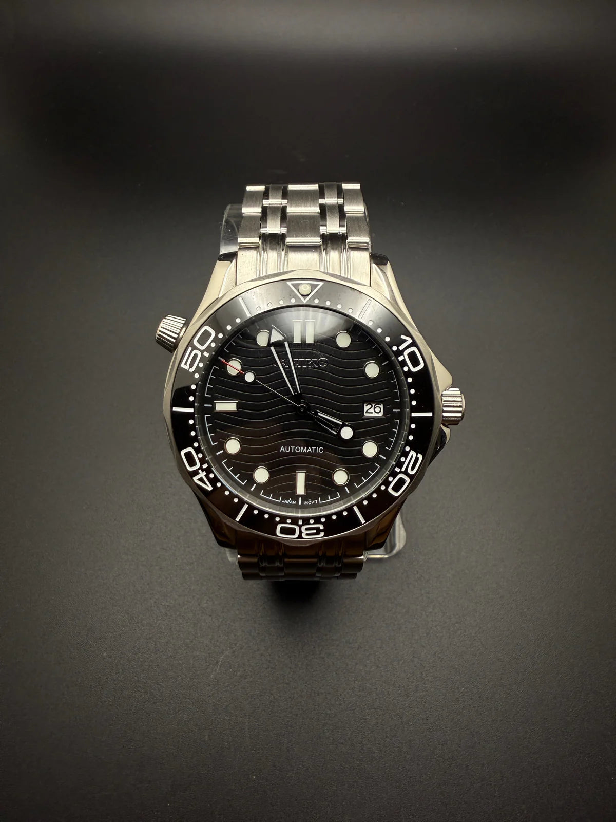 Mod Seamaster Diver Black - Bond 007 - Reloj personalizado con movimiento automático NH35 y cristal de zafiro | XP Watch Co.