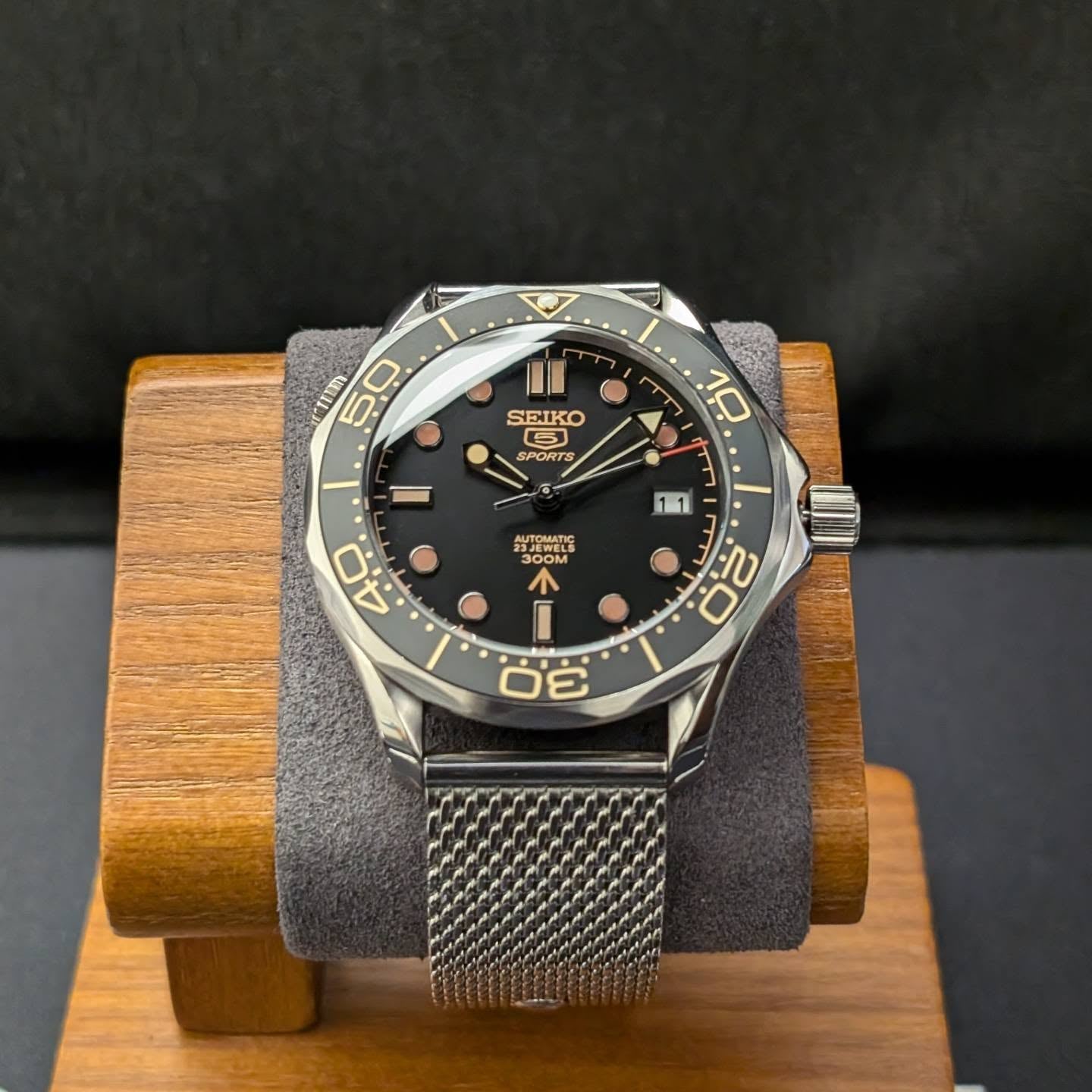 Mod Seamaster Diver 5 Sports - 007 - Reloj personalizado con cristal de zafiro y acero inoxidable 316L | XP Watch Co.