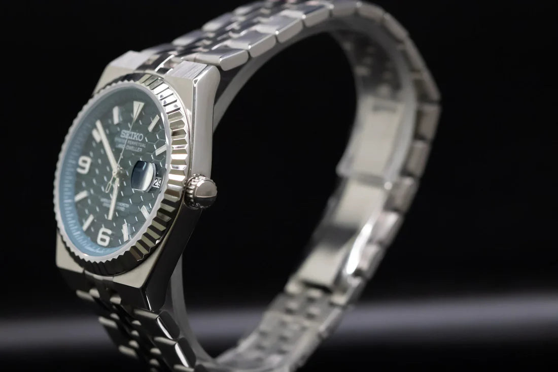 Land-Dweller Mod "Dark Blue" - Reloj personalizado con movimiento automático NH35 y cristal de zafiro | XP Watch Co.