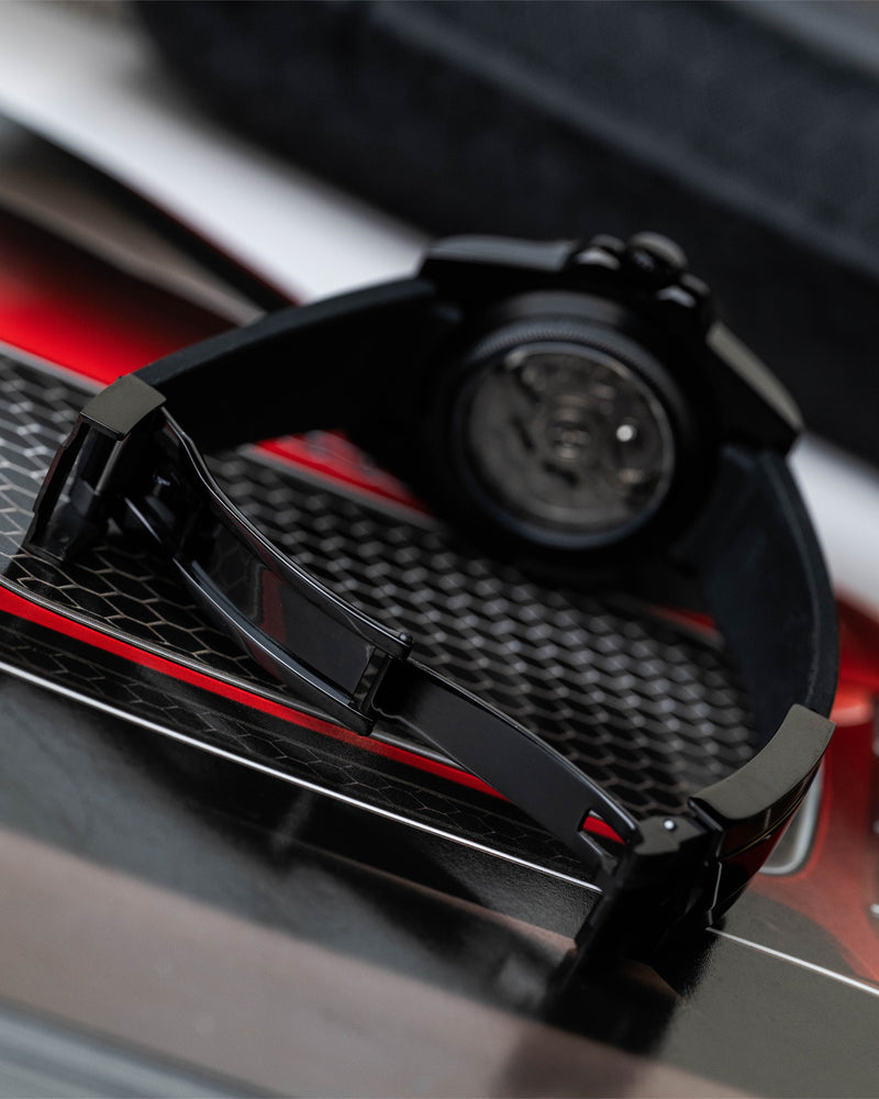 Seimod Black Knight - Reloj mecánico personalizado con movimiento NH35 y acero inoxidable 316L | XP Watch Co.