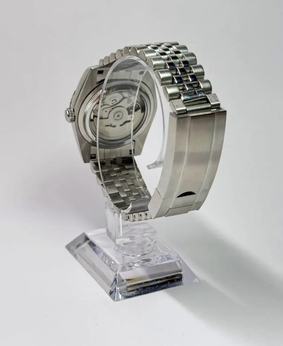 Ladyjust "Sky Blue" Diamond - Reloj personalizado con movimiento automático NH35 y acero inoxidable 316L | XP Watch Co.