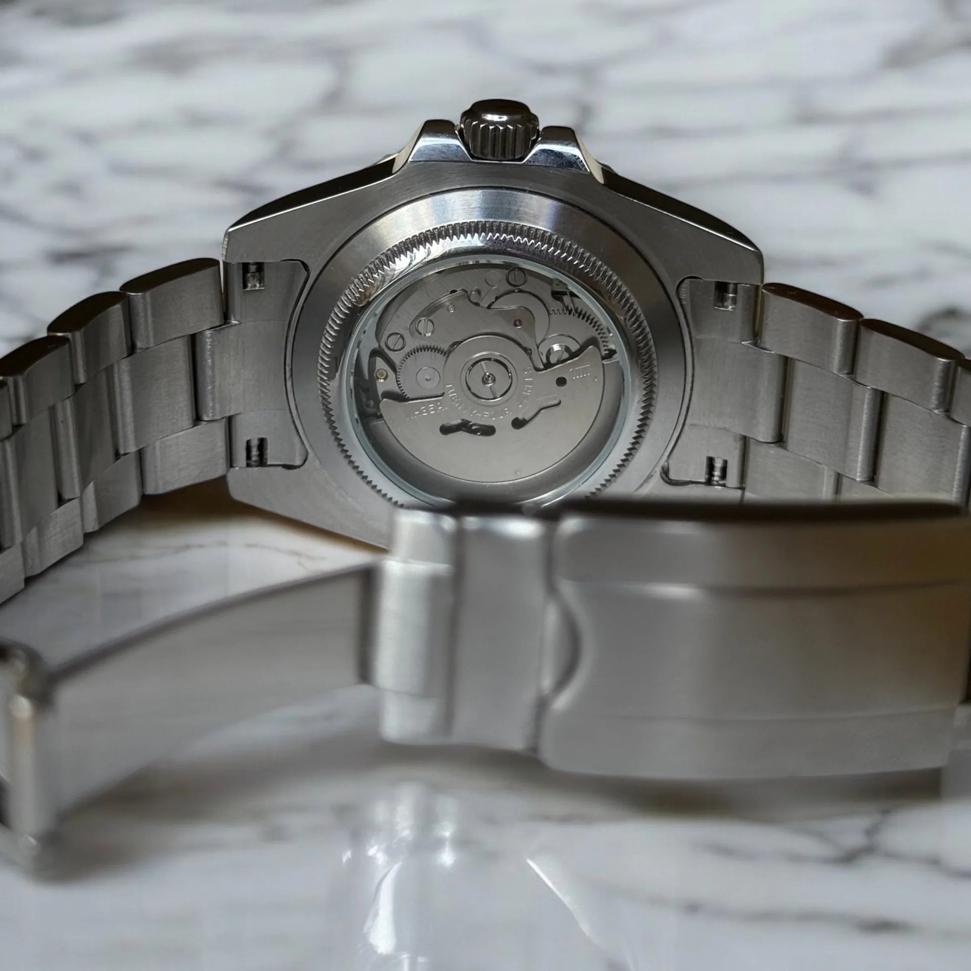 GMT Dual-Time Dual-Time "Starbucks" - Reloj personalizado con movimiento automático NH35 y acero inoxidable 316L | XP Watch Co.